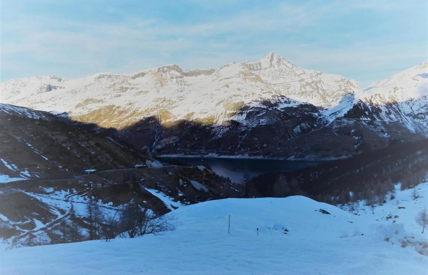 Residence Home Club - Studio 4 Personnes A Tignes Proche Des Pistes Et Des Commerces Dans Le Quartier Du Lavachet. Charmant Studio Avec Vue Sur Le Lac Mae-1782